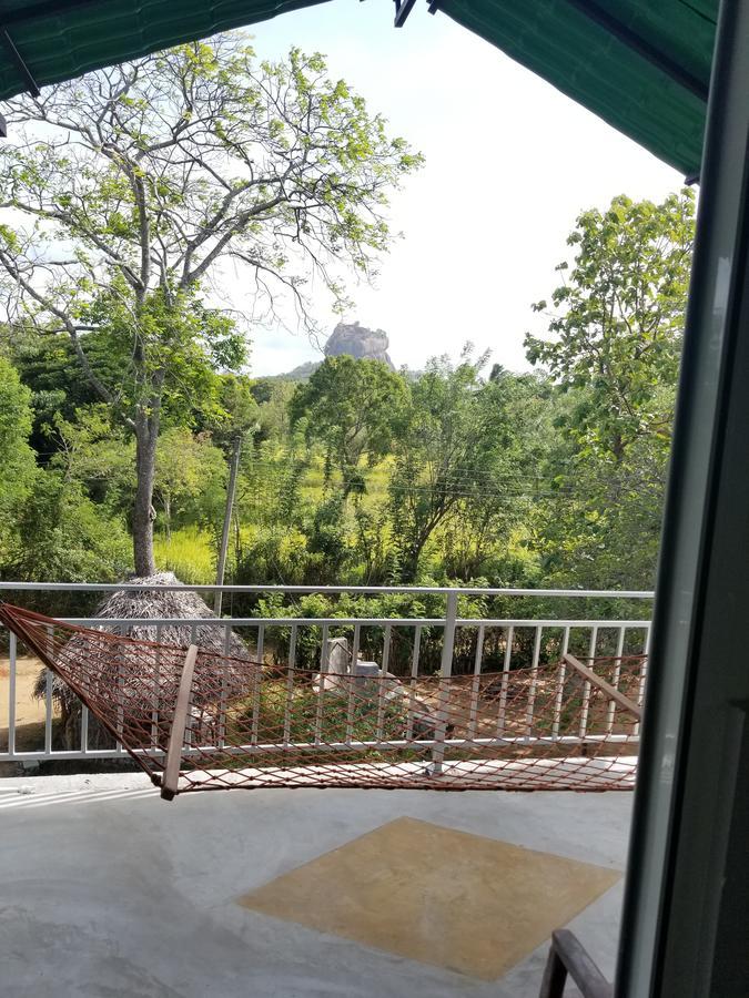 מלון Sigiriya Rock Hide מראה חיצוני תמונה